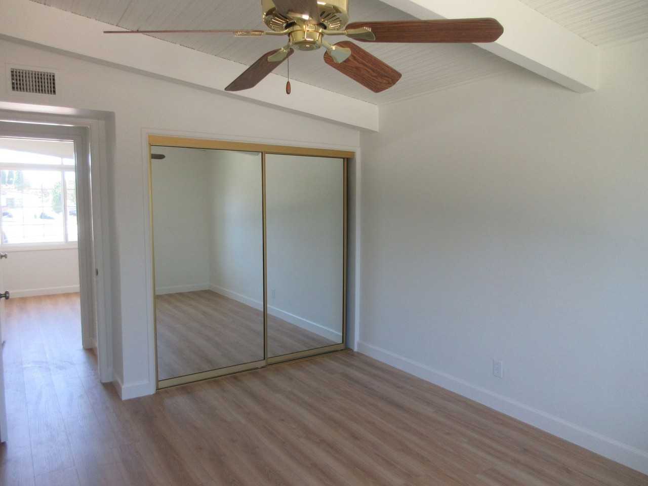 10818 Paso Robles Ave - Photo 6 of 29