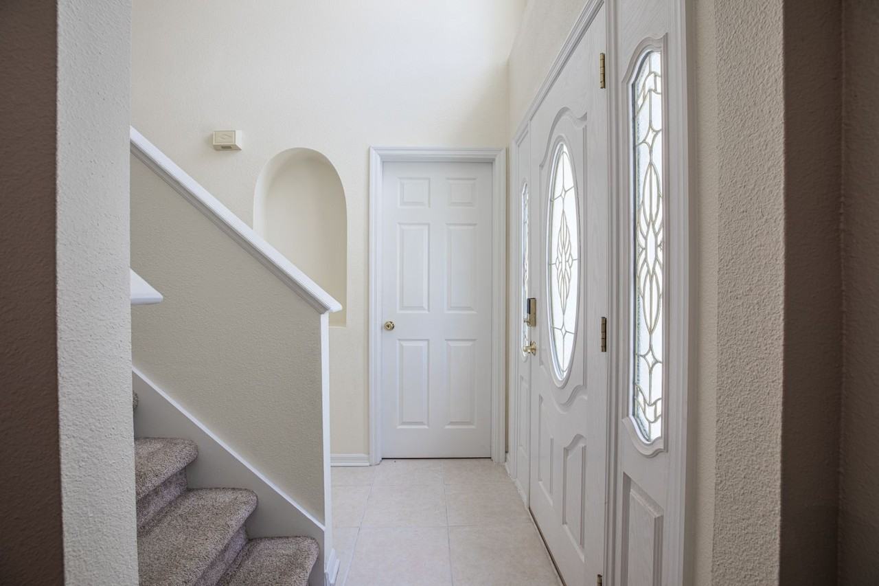 1866 Hornsey Ct - Photo 6 of 31