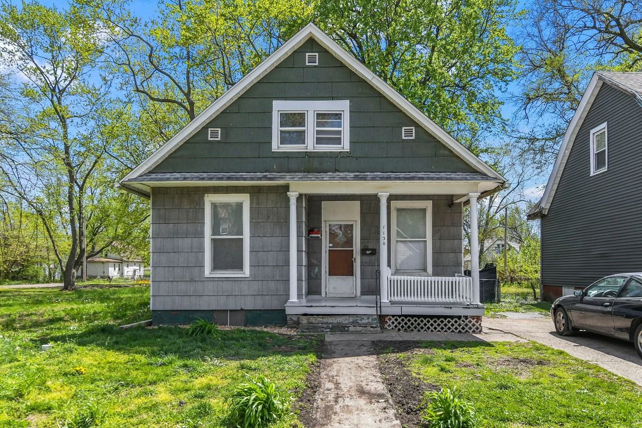 1130 E Cedar St - Photo 2 of 31