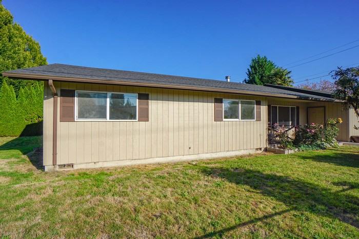 1168 30th Ave - Photo 4 of 38