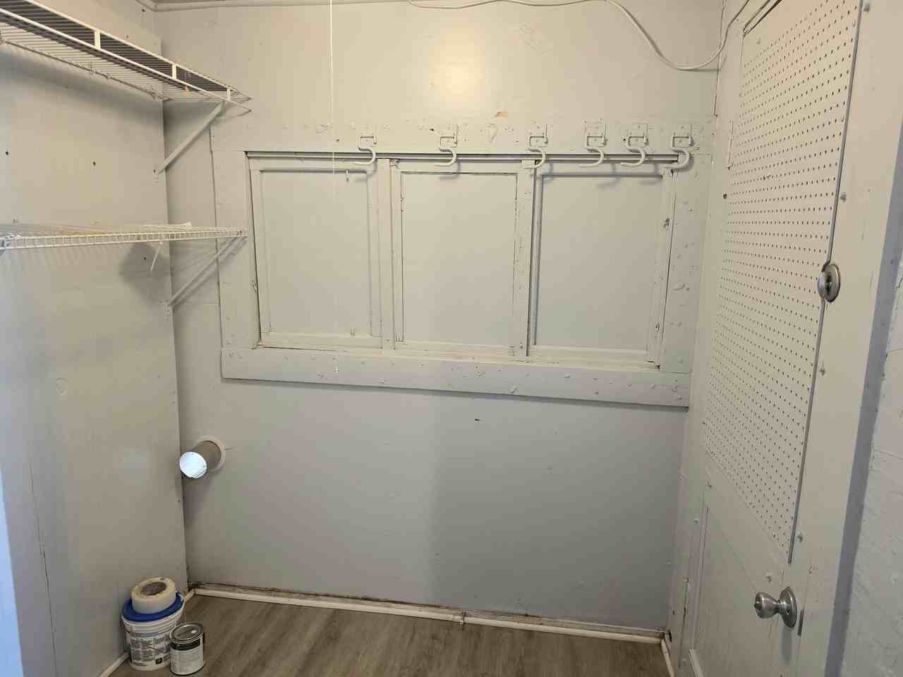604 W University Dr - Photo 4 of 19
