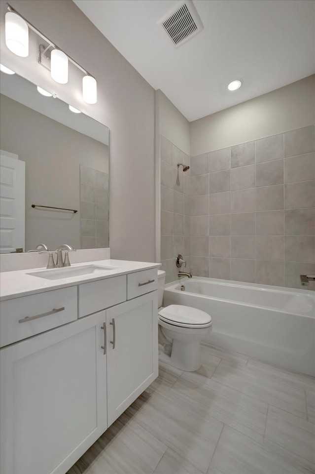 112 Seagrass Isle - Photo 7 of 40