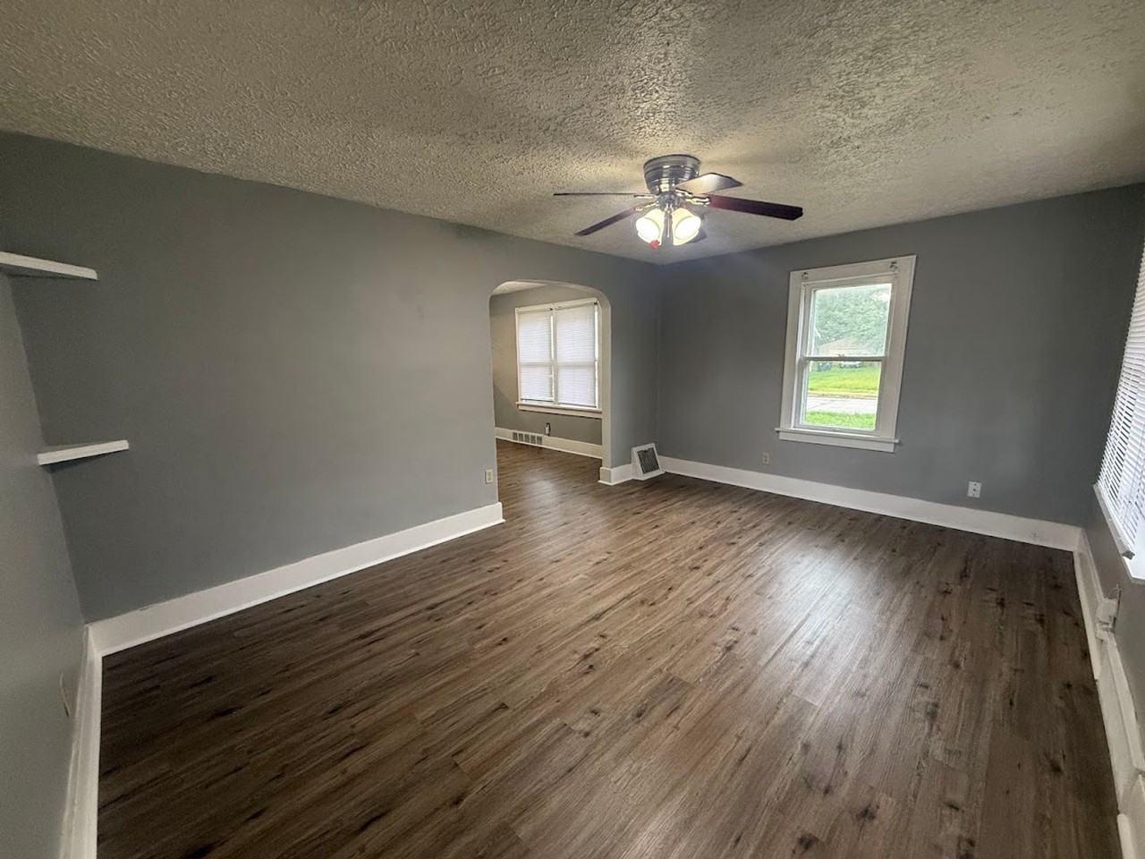 749 Columbus Ave - Photo 2 of 11