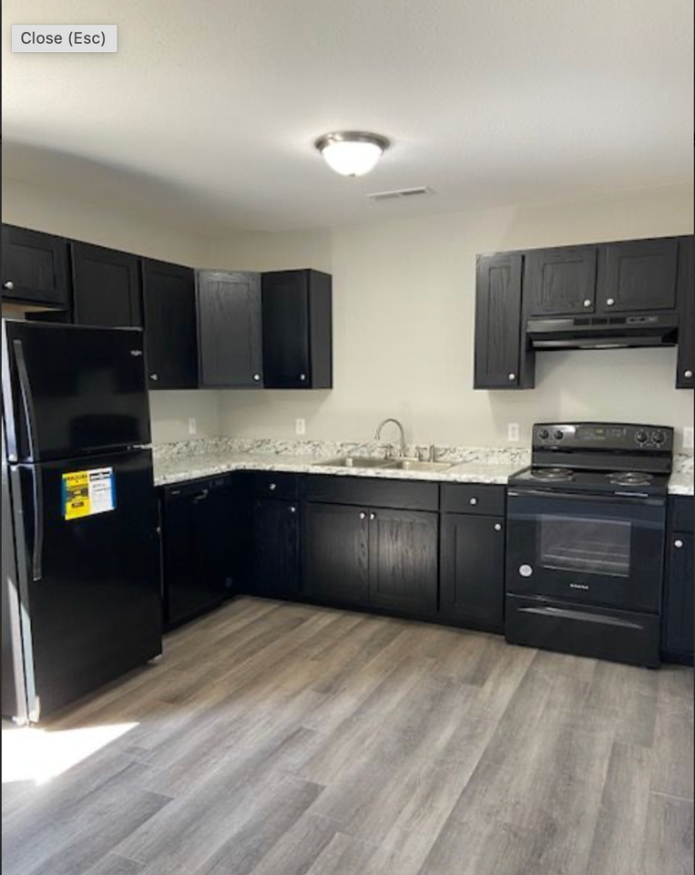 2624 Hickman Road - Photo 2 of 8