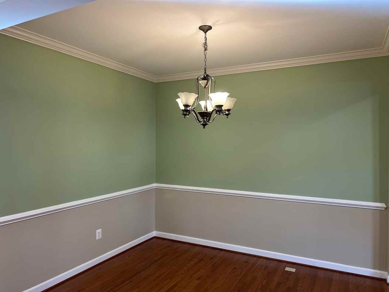 2904 Marley Ln - Photo 5 of 32