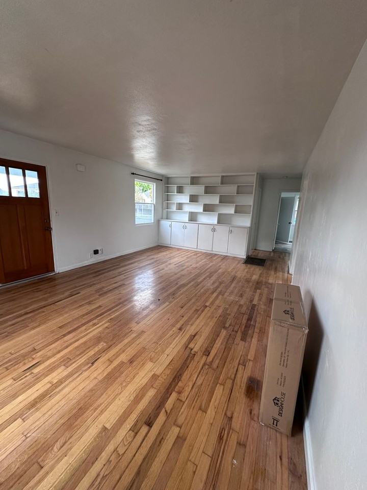 1104 Harris St - Photo 6 of 22