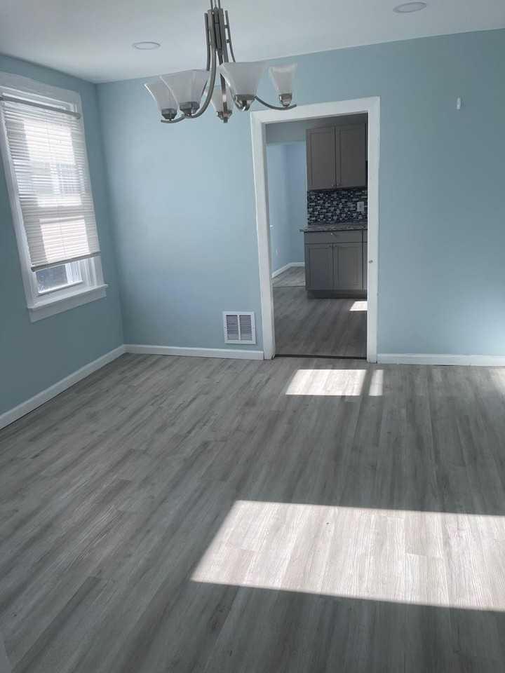 112 Staley Ave - Photo 5 of 29