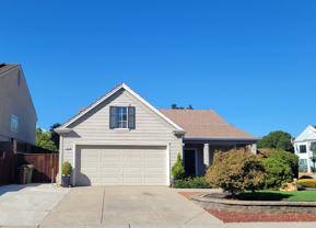 1095 Crescent Dr - Photo 1 of 1