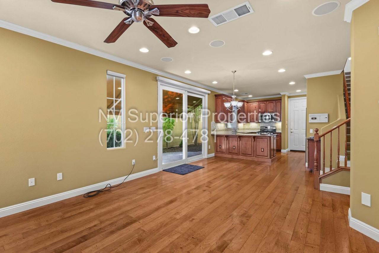 2253 Aragon Canyon St - Photo 6 of 50