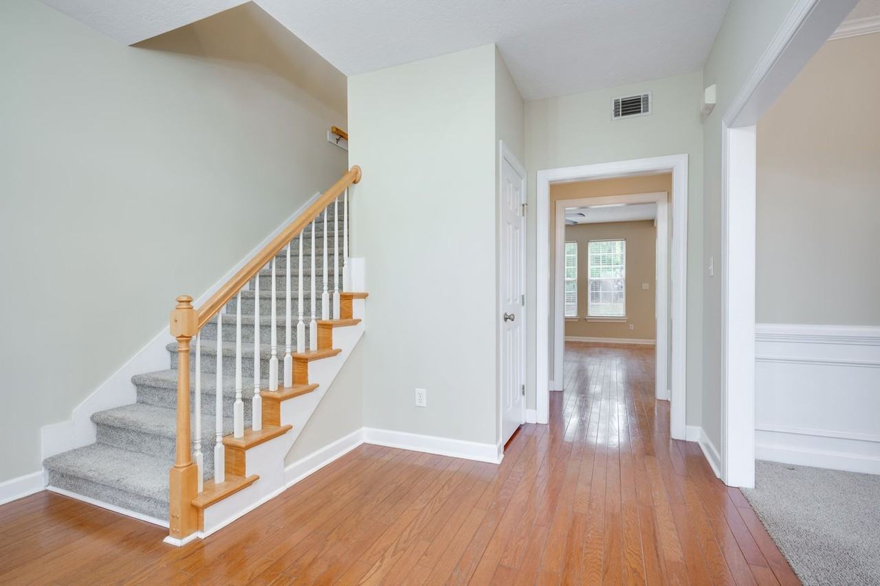434 Keeling Ln - Photo 5 of 45