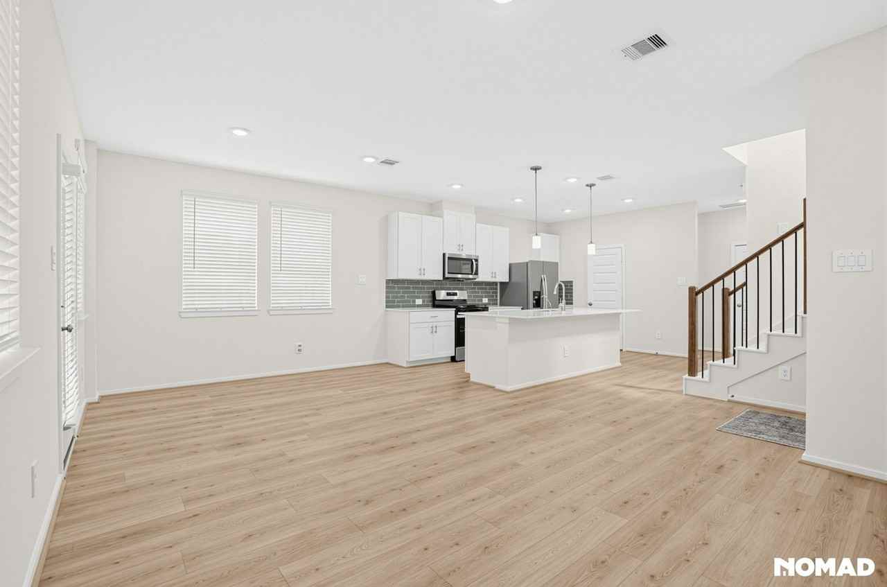 19903 Emerald Bend Way - Photo 6 of 32