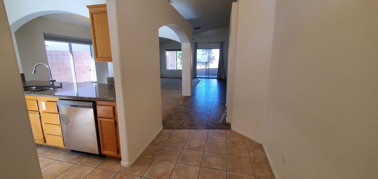 1805 Quail Point Ct - Photo 6 of 29