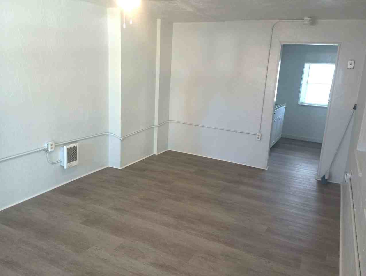 1334 Woodward Ave #A - Photo 3 of 10