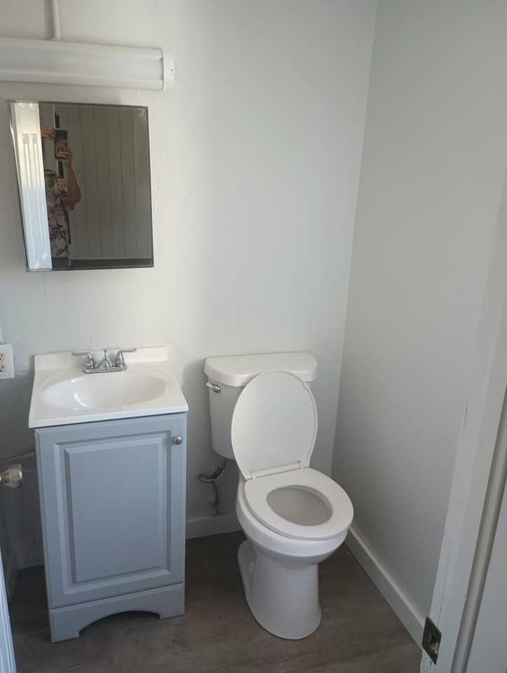 1334 Woodward Ave #A - Photo 7 of 10