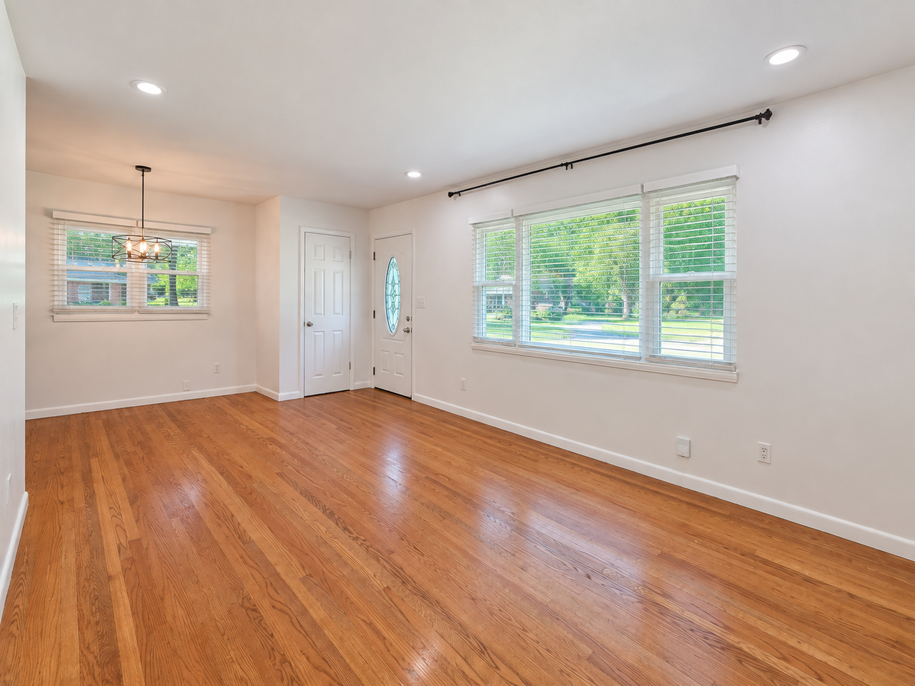 2579 Bonnybrook Dr Sw - Photo 4 of 23