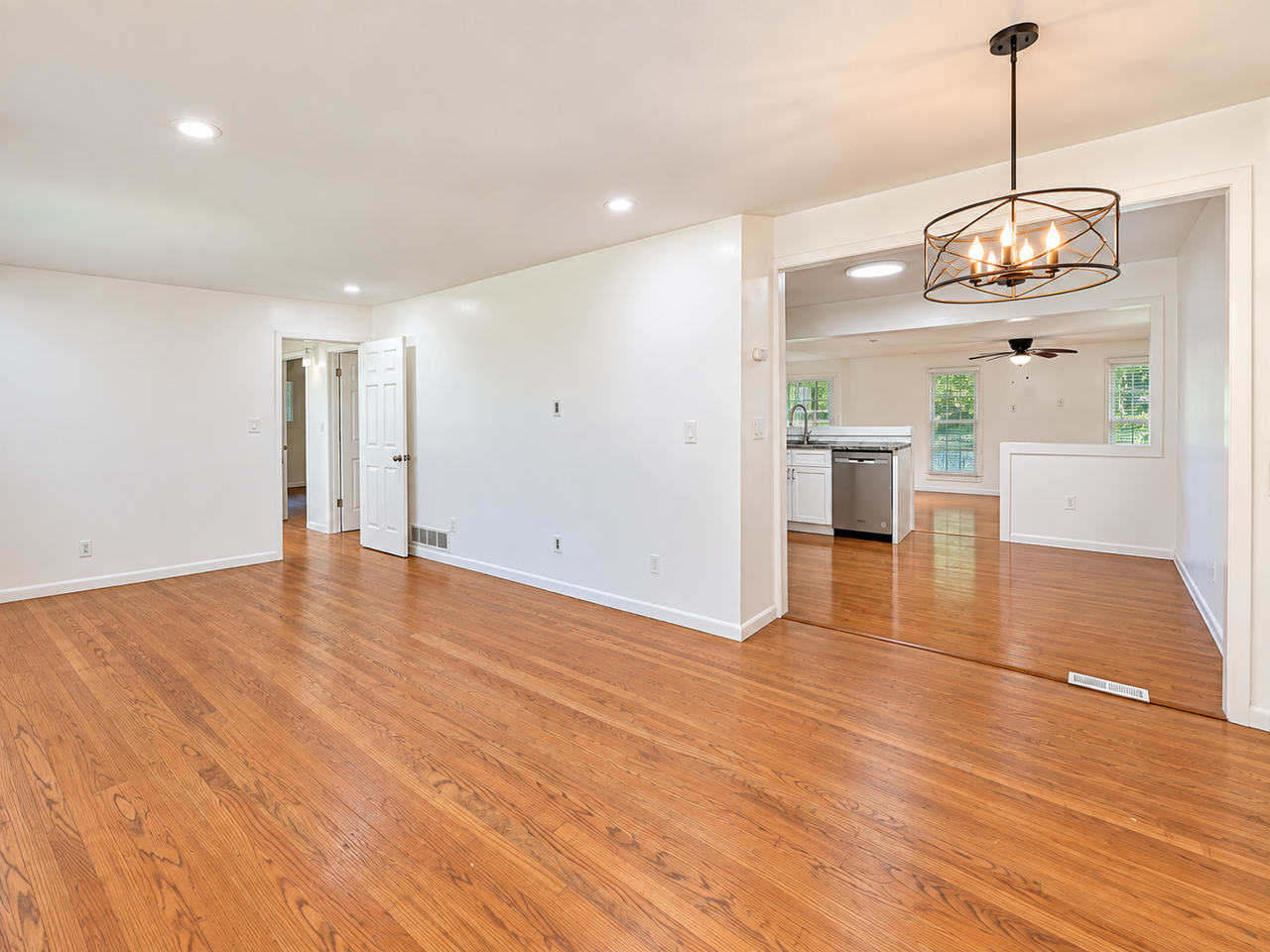 2579 Bonnybrook Dr Sw - Photo 6 of 23