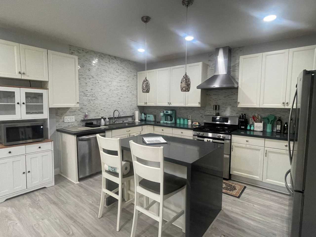 10626 Louisa Dr - Photo 4 of 14