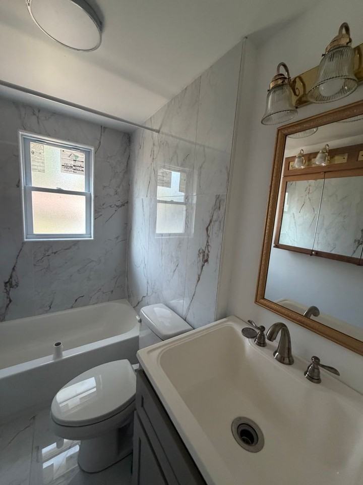 5639 Janet Ave - Photo 2 of 10