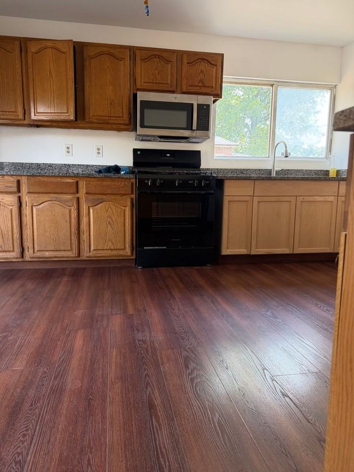 5639 Janet Ave - Photo 6 of 10