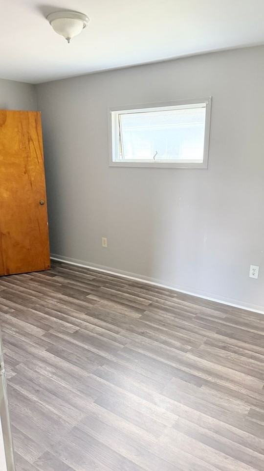 509 Blaine St - Photo 7 of 10