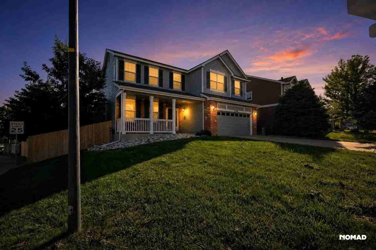 21306 White Ash Ct - Photo 2 of 40