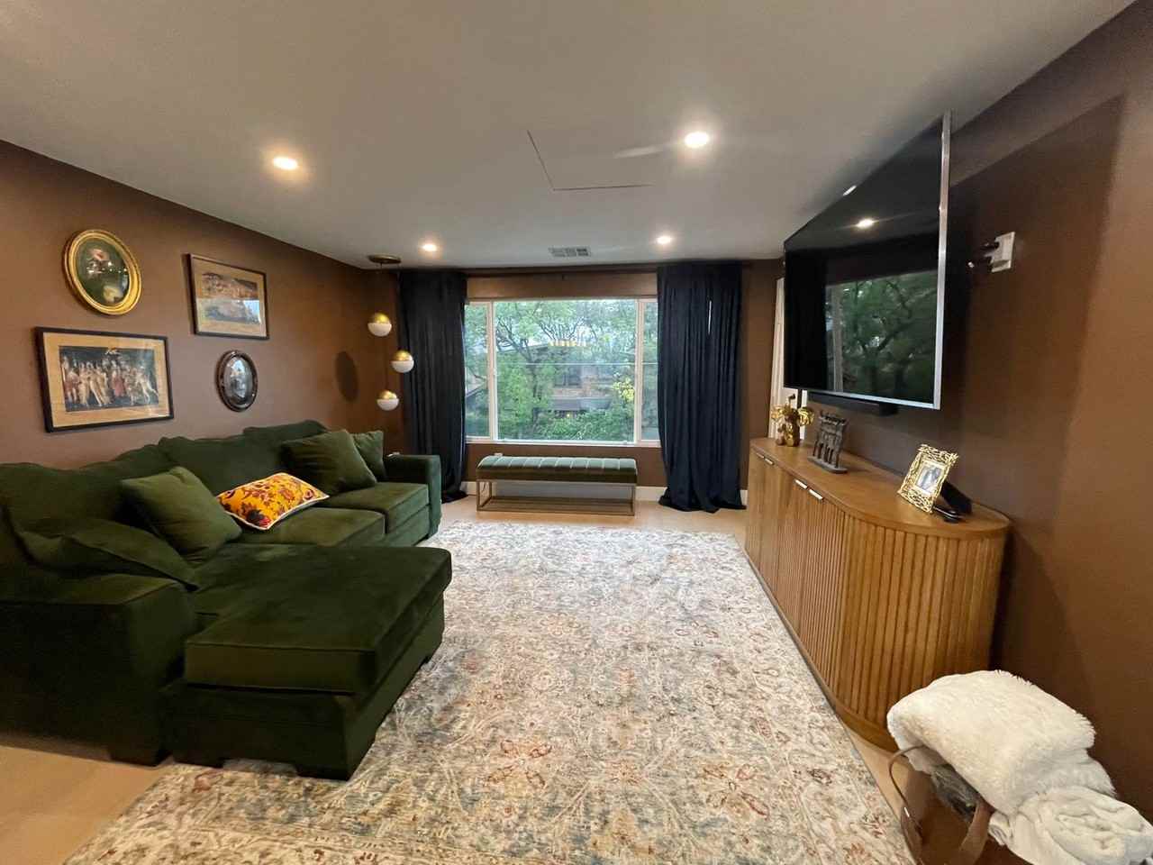 1368 1/2 Yosemite Dr - Photo 5 of 10