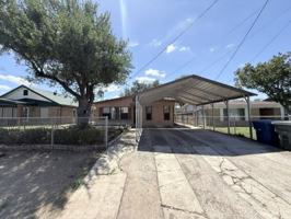 featured image of 1817 E Lyon St