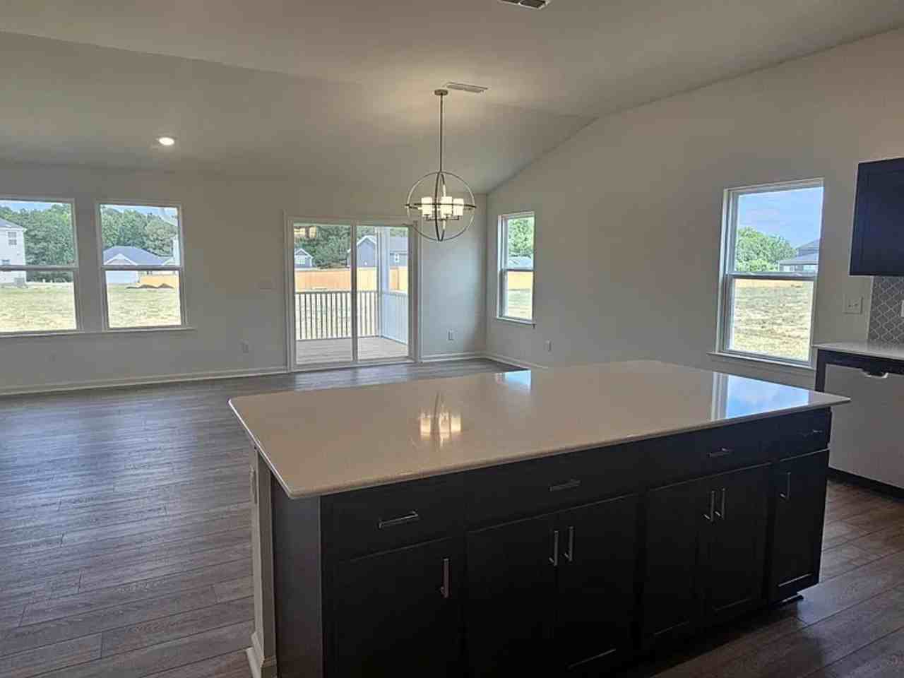 1612 Willow Landing Way - Photo 5 of 15