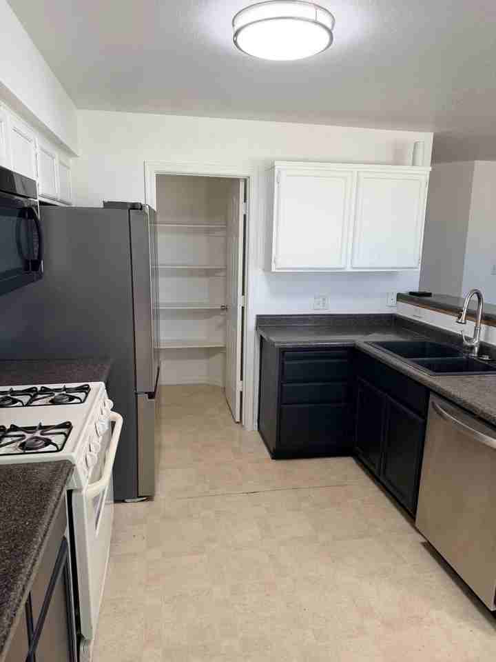 11290 E 24th Pl - Photo 3 of 26