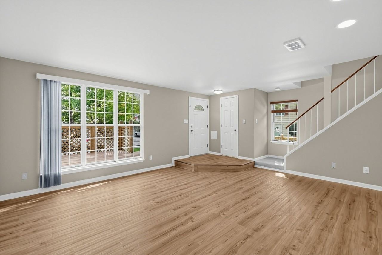 13631 Winterspoon Ln - Photo 3 of 21