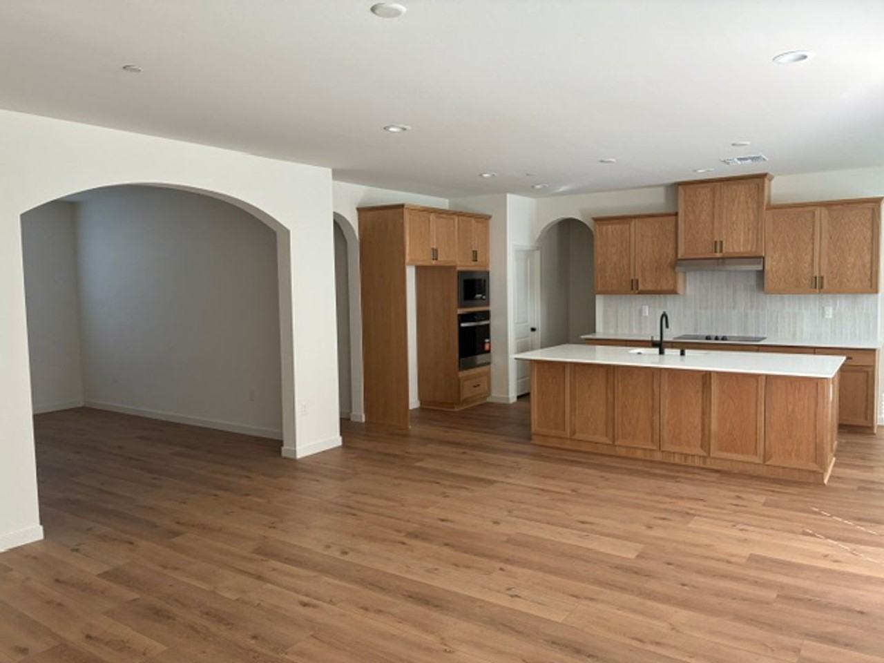 17115 Lovato Dr - Photo 6 of 21
