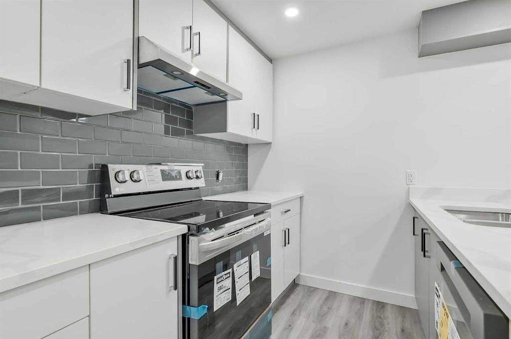 36 Magnolia Cres Se - Photo 2 of 8