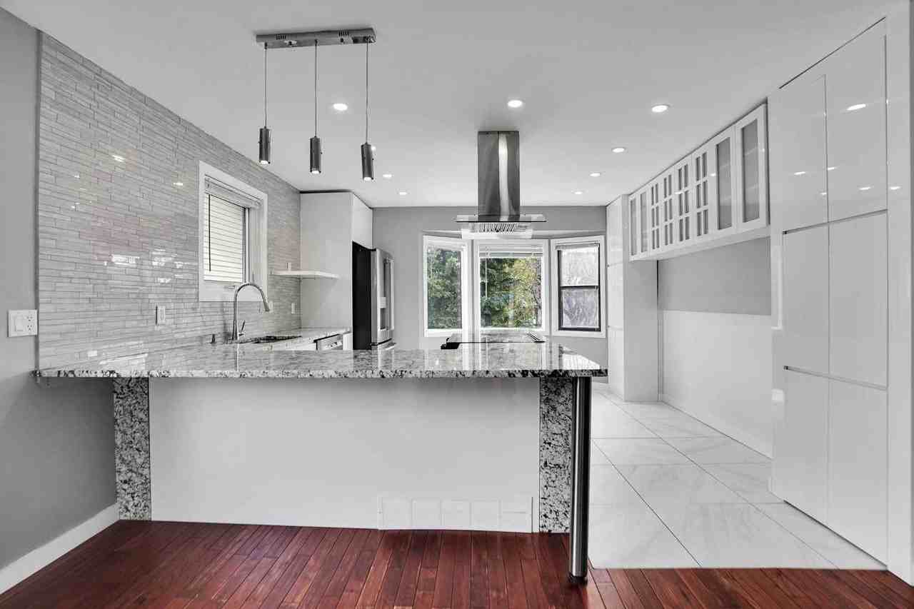 127 Woodstock Rd Sw - Photo 5 of 22
