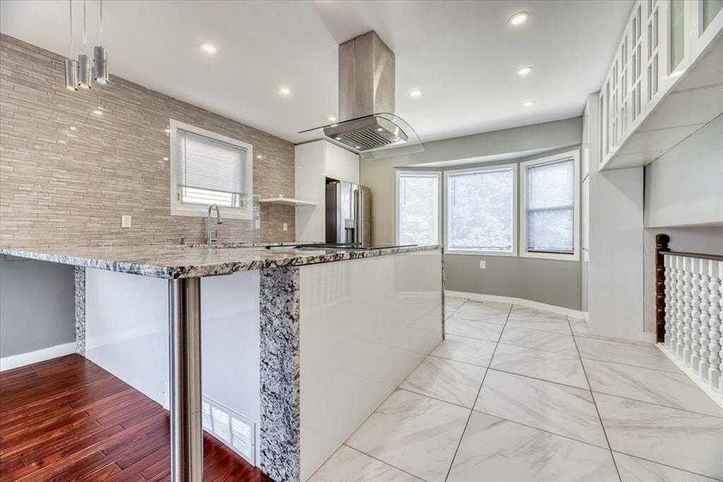 127 Woodstock Rd Sw - Photo 7 of 22