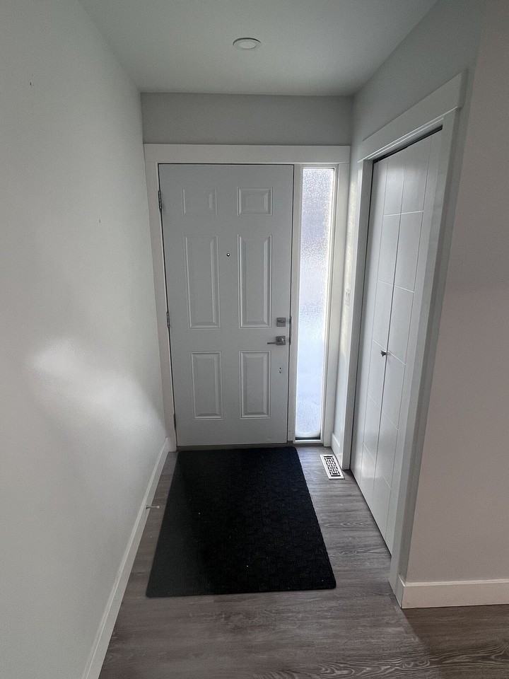 251 - 251 90 Ave Se - Photo 6 of 20
