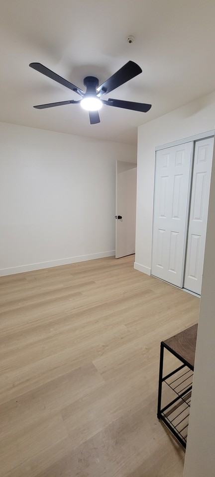 305 E Citron St #NA - Photo 4 of 13