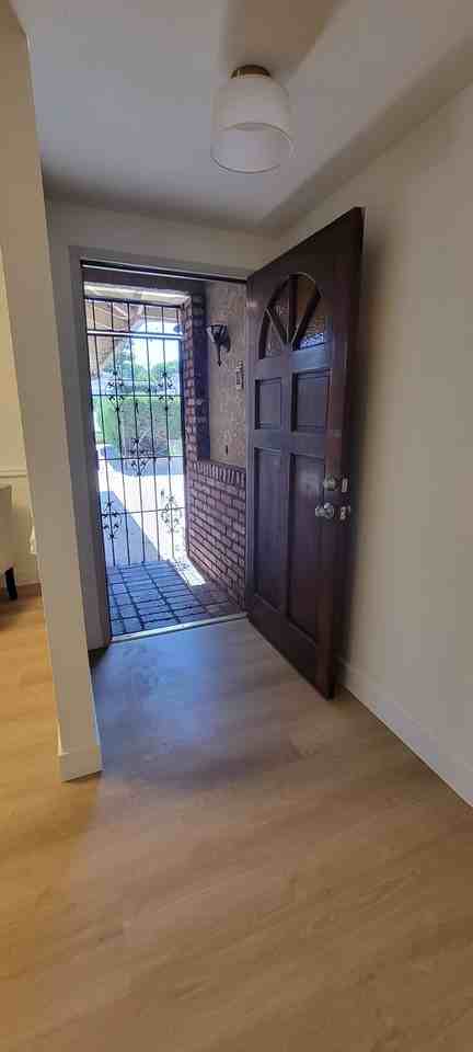305 E Citron St #NA - Photo 5 of 13