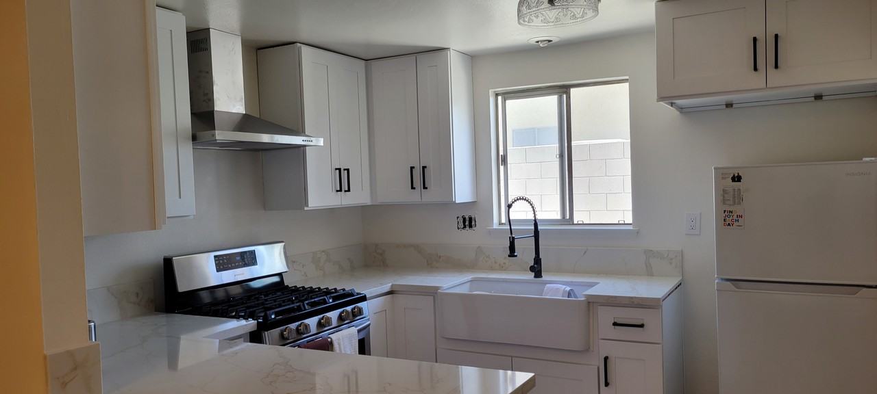 305 E Citron St #NA - Photo 6 of 13