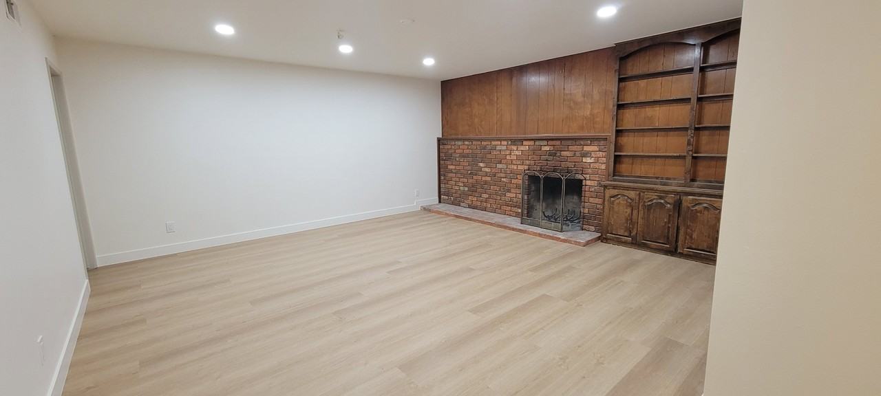 305 E Citron St #NA - Photo 7 of 13