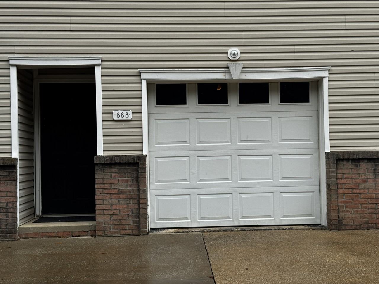 868 Tollis Pkwy #868 - Photo 2 of 36