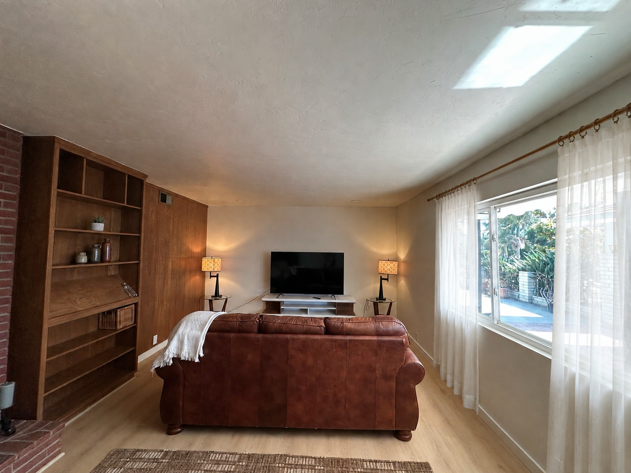 1300 Oak Avenue. Garden View Suite #NA - Photo 5 of 17