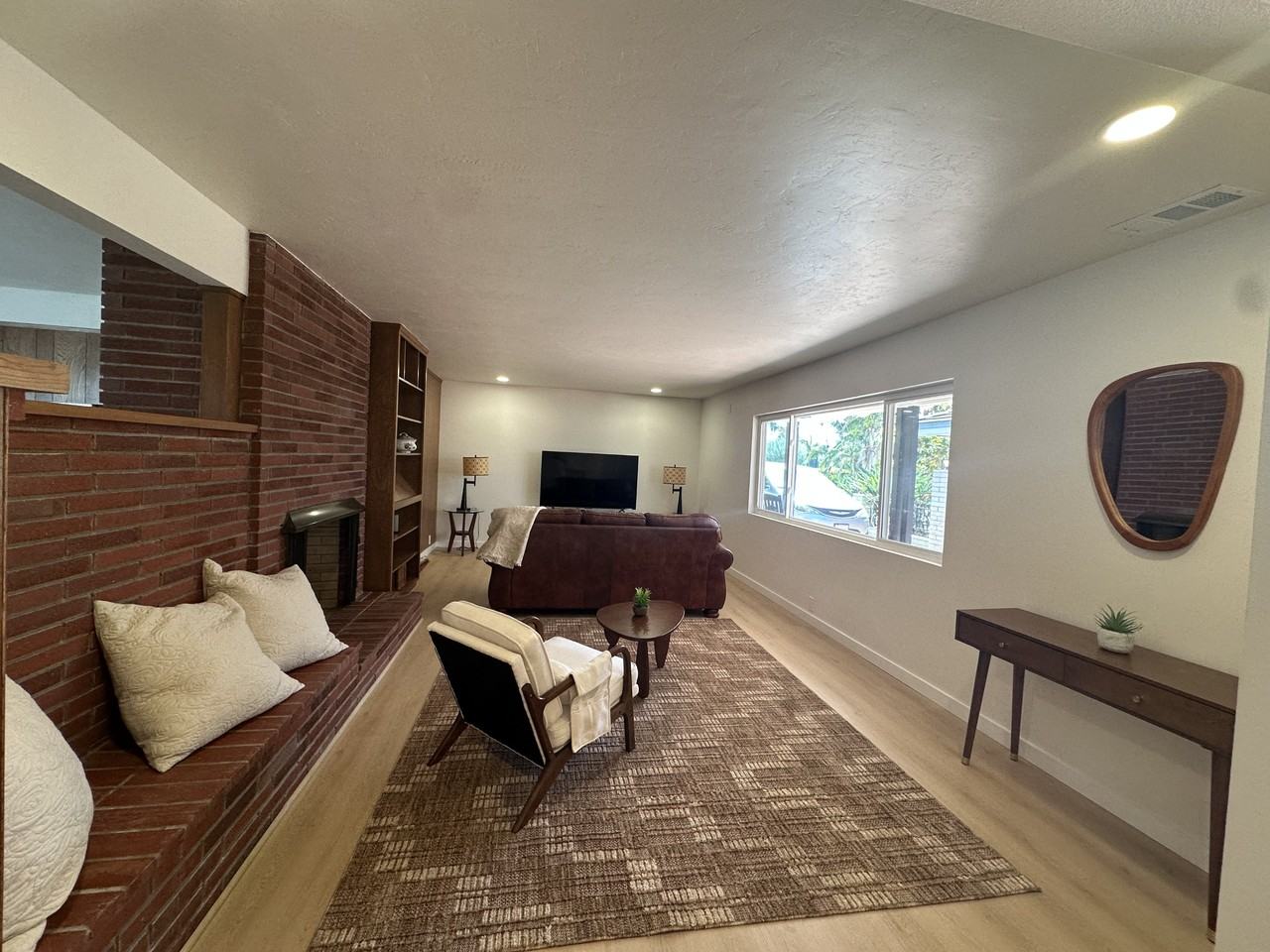 1300 Oak Avenue. Garden View Suite #NA - Photo 6 of 17