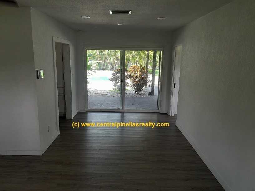 4601 Venetian Blvd Ne #NA - Photo 5 of 31