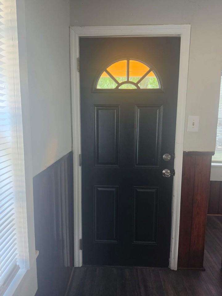 8805 Alton Ave #NA - Photo 3 of 16