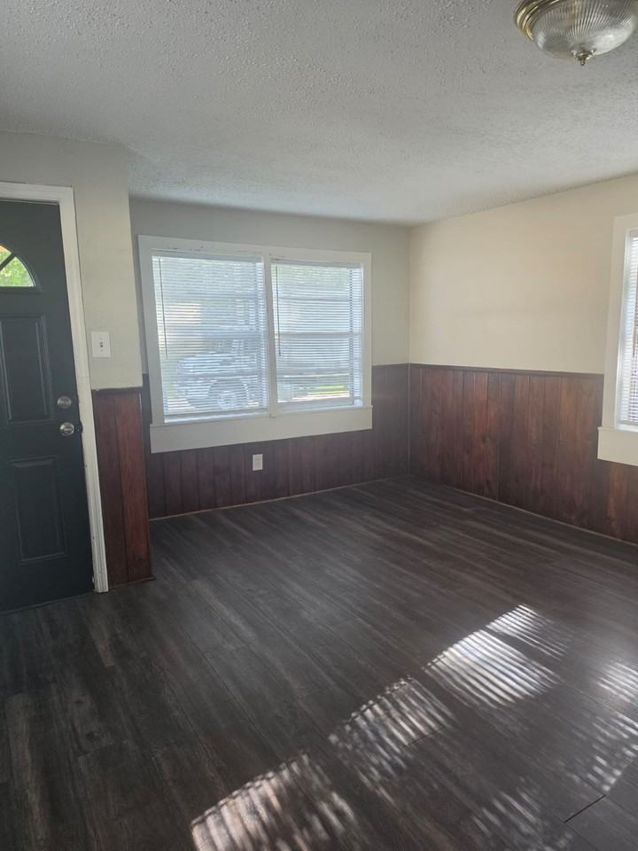 8805 Alton Ave #NA - Photo 4 of 16