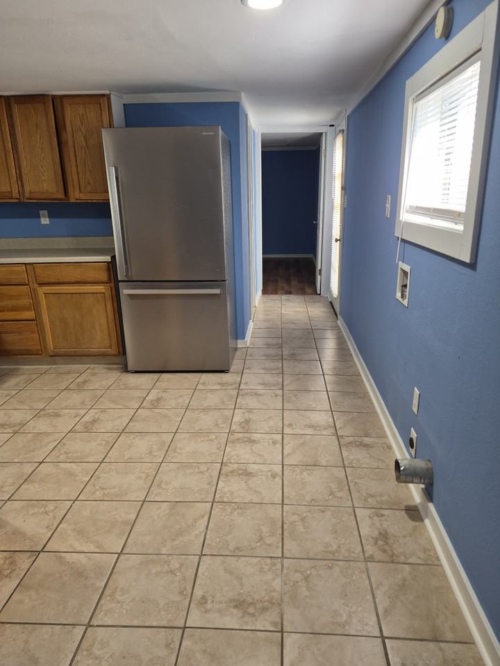 1710 Chatfield #NA - Photo 3 of 7