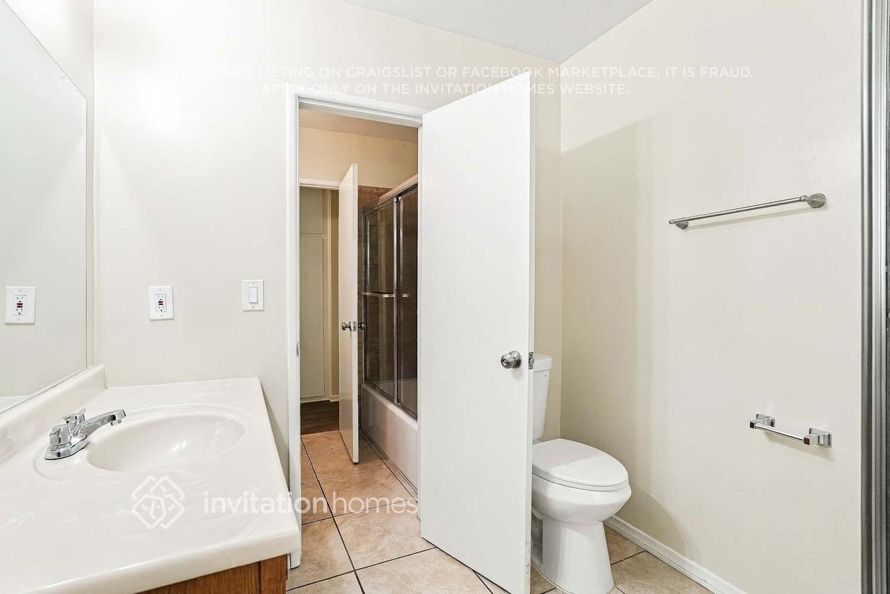 10147 Aldea Ave - Photo 6 of 17