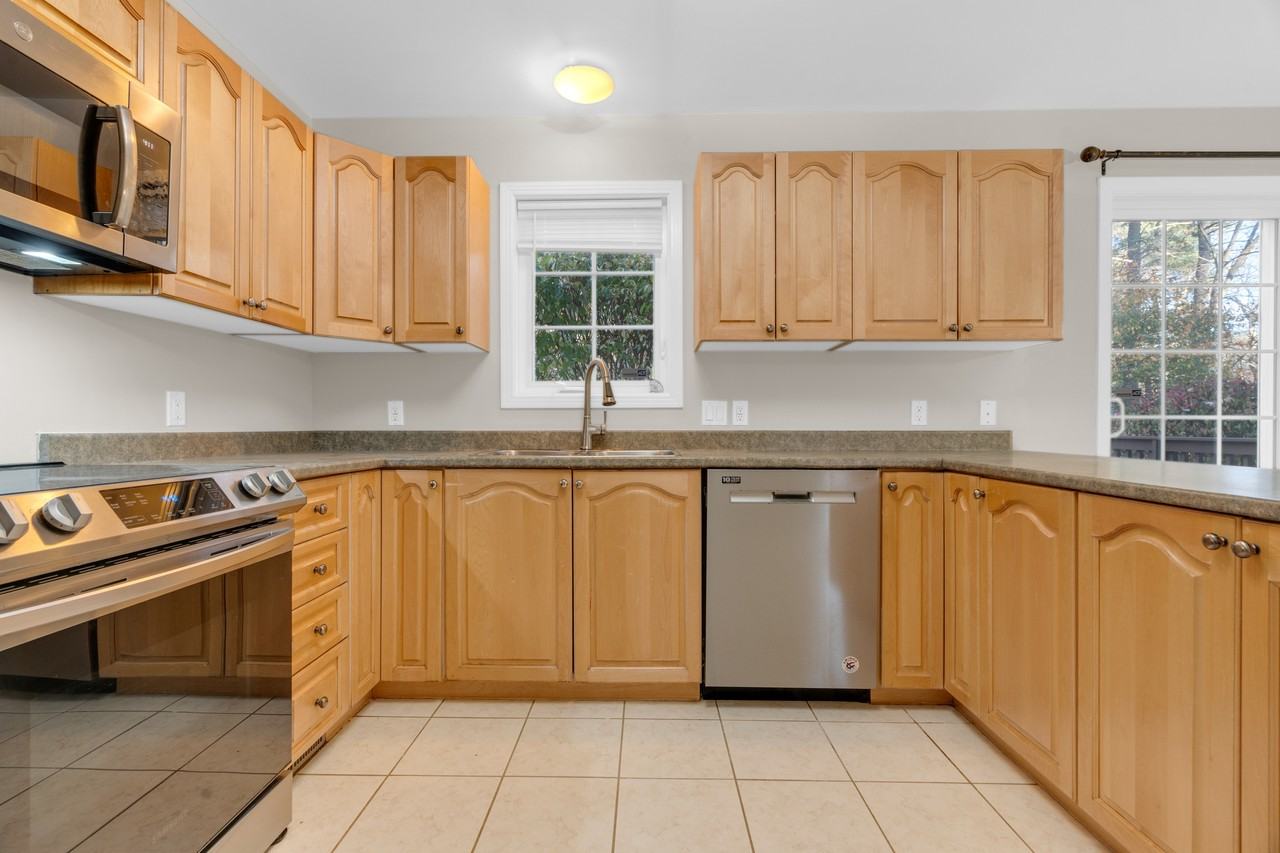 179 Littleton Road - 4Unit 4 #4 - Photo 4 of 19