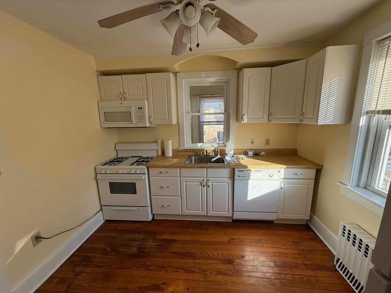 114 Northern Ave #2 - Photo 2 of 6