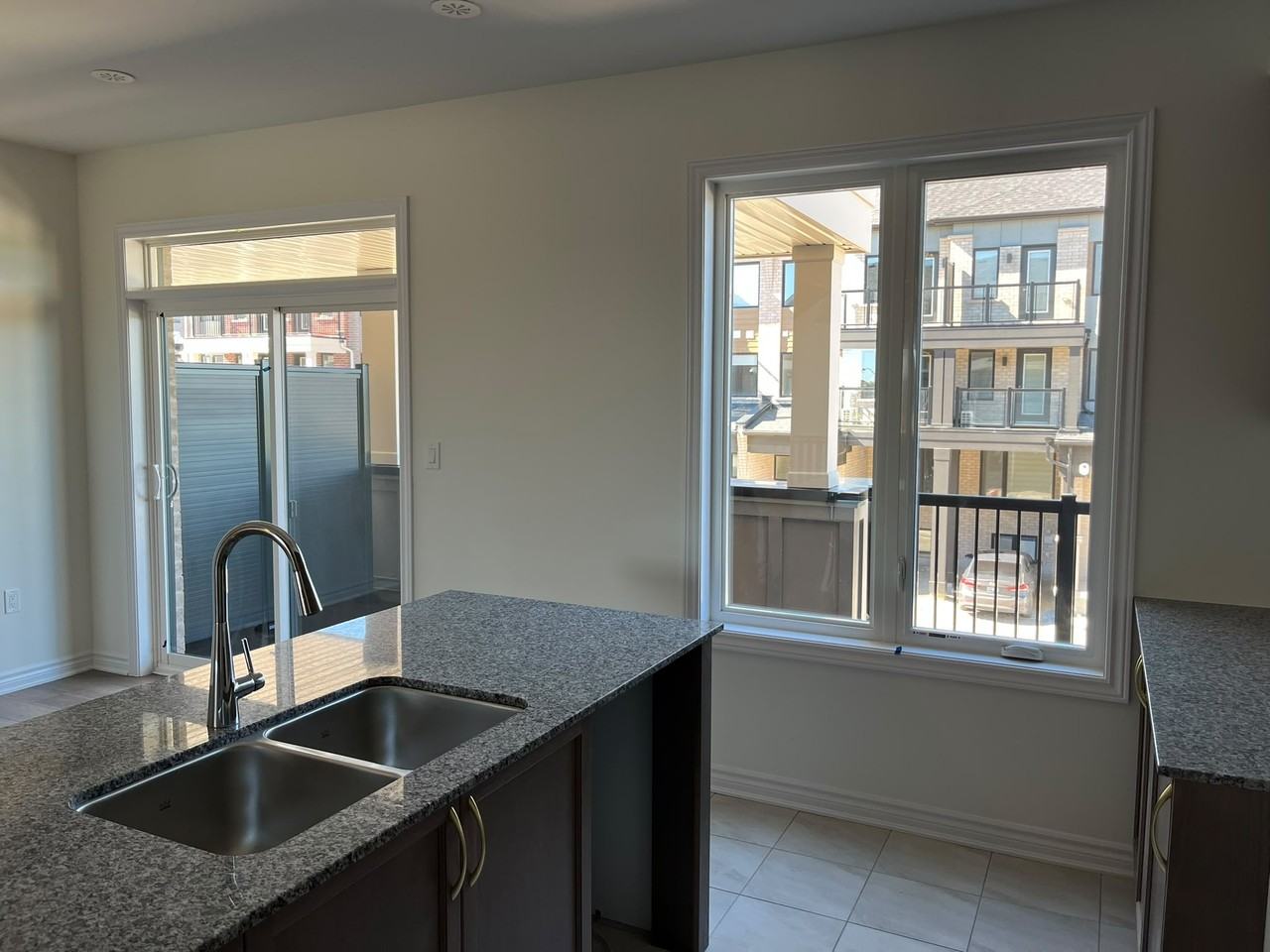 8 Thornbird cres - Photo 2 of 21